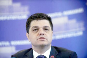 Un lider PLR demisionează, motivând votul dat în cazul lui Şova